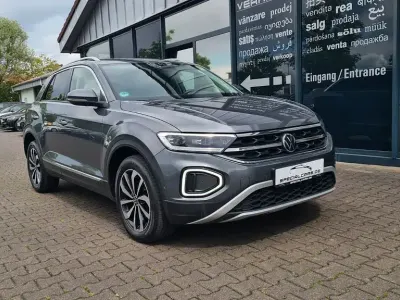 Gebraucht VW T-Roc Style 116 PS (85 kW) 2023 Grau SUV