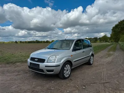 Gebraucht Ford Fusion 100 PS (73 kW) 2003 Silber Kleinwagen