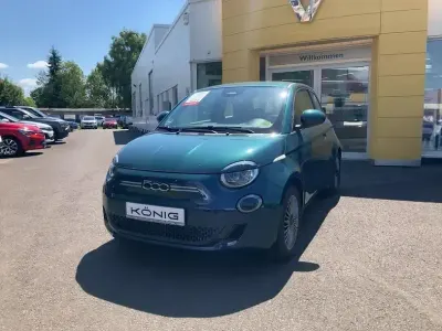 Gebraucht Fiat 500e 86 kW (118 PS) 2022 Grün Limousine
