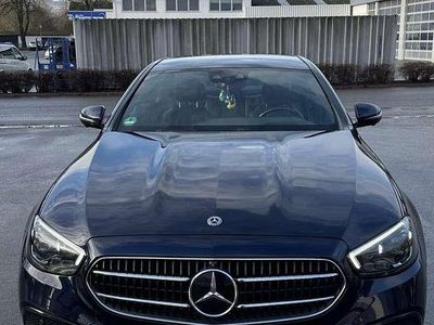 Blau Gebraucht 2020 Mercedes E300 Avantgarde Limousine | 37.999 €