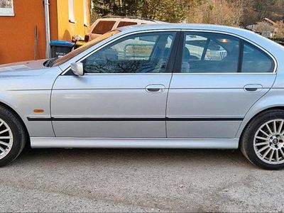 Gebraucht BMW 520 150 PS (110 kW) 1996 Silber Limousine