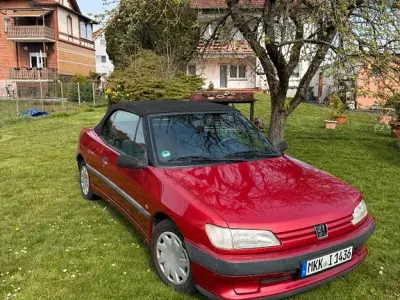 Gebraucht Peugeot 306 Cabriolet 101 PS (74 kW) 1995 Rot Cabrio