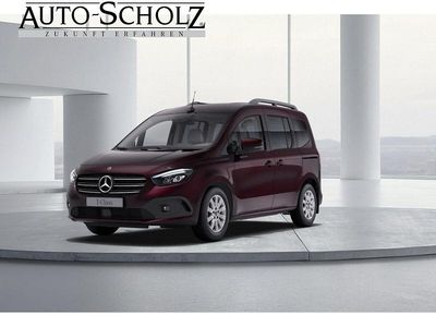 Gebraucht Mercedes T180 Progressive 131 PS (96 kW) 2024 Rot Van / Kleinbus