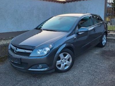Opel Astra GTC