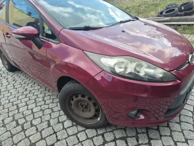 Gebraucht Ford Fiesta 82 PS (60 kW) 2008 Rot Kleinwagen