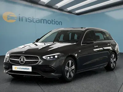 Używany Mercedes C300e 197 KM (144 kW) 2025 Szary Kombi
