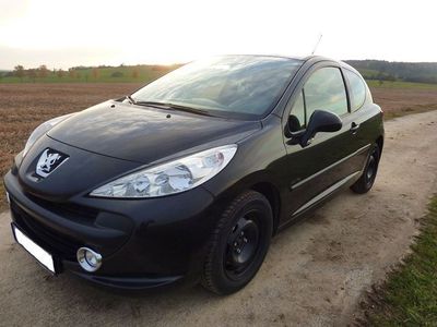 Schwarz Gebraucht 2009 Peugeot 207 Urban Move Limousine | 7.799 €