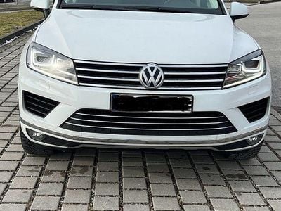 Gebraucht VW Touareg Exclusive 204 PS (150 kW) 2017 Weiß SUV