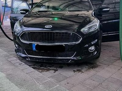 Gebraucht Ford S-MAX ST-Line 190 PS (139 kW) 2018 Schwarz Van / Kleinbus
