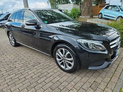 Gebraucht Mercedes 220 170 PS (125 kW) 2014 Schwarz Limousine
