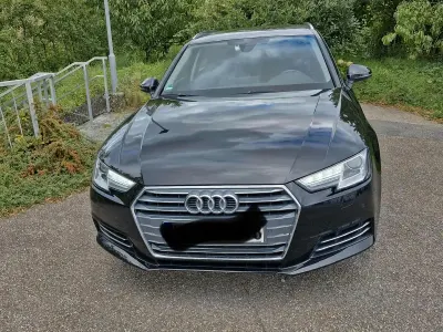 Gebraucht Audi A4 150 PS (110 kW) 2018 Schwarz Kombi