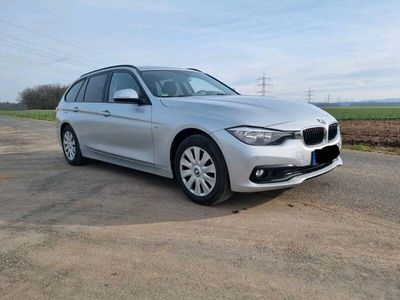 gebraucht BMW 318 Kombid*WENIG KM*Automatik*SHZ*NAVI*BEHÖRDENFAHRZEUG*