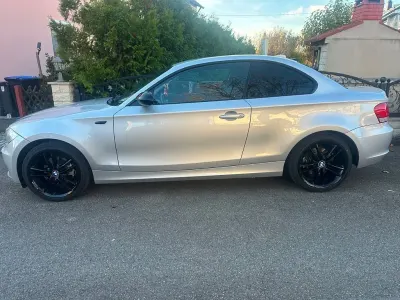Gebraucht BMW 120 Coupé Sport Line 177 PS (130 kW) 2009 Grau Coupé