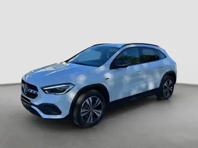 Second-hand Mercedes GLA250 Night 160 CP (117 kW) 2021 Alb SUV