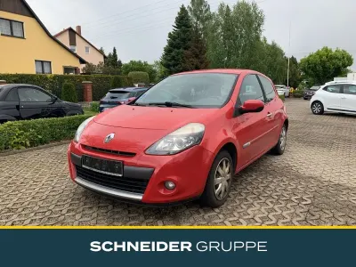 Gebraucht Renault Clio II Dynamique 75 PS (55 kW) 2009 Rot