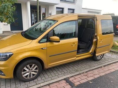 Gold Gebraucht 2020 VW Caddy Van / Kleinbus | 16.600 € (Fairer Preis)