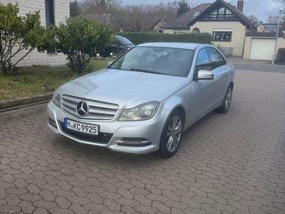 Gebraucht Mercedes C180 Avantgarde 156 PS (114 kW) 2013 Silber Limousine