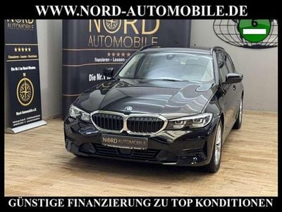 Schwarz Gebraucht 2021 BMW 330e Advantage Kombi | 18.750 € (Teuer)