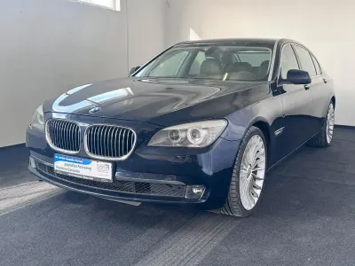 Gebraucht BMW 740L 326 PS (239 kW) 2008 Imperialblau brillanteffekt Limousine