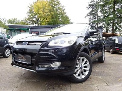 Schwarz Gebraucht 2015 Ford Kuga Titanium SUV | 10.590 € (Guter Preis)