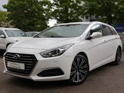 Gebraucht Hyundai i40 Premium 141 PS (103 kW) 2016 Weiß Kombi