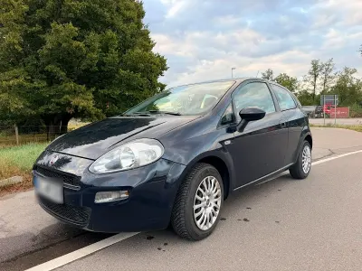 Gebraucht Fiat Punto Evo 69 PS (50 kW) 2013 Blau Kleinwagen