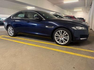 Second-hand Jaguar XF Prestige 300 CP (220 kW) 2016 Albastru Berlinǎ