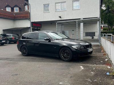 Usata BMW 325 197 CV (144 kW) 2008 Nero Station wagon