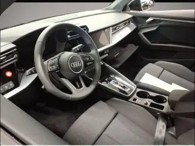 Gebraucht Audi A3 204 PS (150 kW) 2025 Grau Limousine