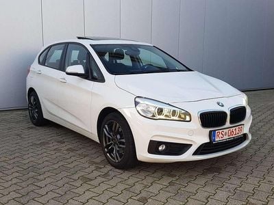 Gebraucht BMW 218 Active Tourer Luxury Line 150 PS (110 kW) 2015 Weiß Van / Kleinbus