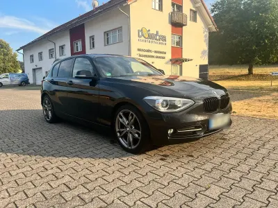 Gebraucht BMW 116 Efficient Dynamics 116 PS (85 kW) 2013 Schwarz Kleinwagen
