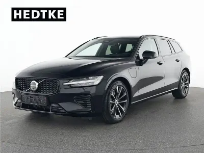 Neu Volvo V60 Plus 455 PS (334 kW) 2026 Schwarz Kombi