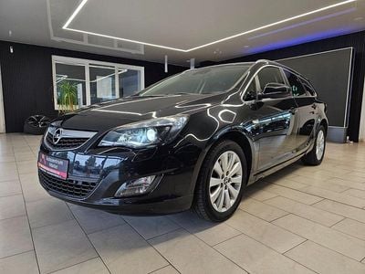 Gebraucht Opel Astra Innovation 165 PS (121 kW) 2012 Schwarz Kombi