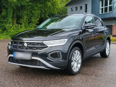 Gebraucht VW T-Roc Life 150 PS (110 kW) 2022 Schwarz SUV