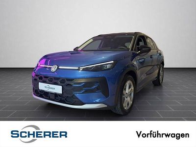 Gebraucht VW T-Roc Life 150 PS (110 kW) 2025 Blau SUV