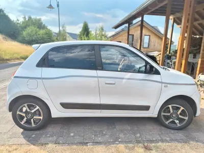 Gebraucht Renault Twingo LIMITED 71 PS (52 kW) 2018 Weiß Kleinwagen