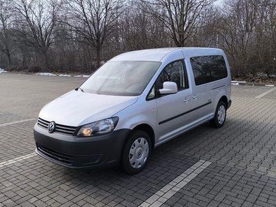 Silber Gebraucht 2013 VW Caddy Maxi Trendline Van / Kleinbus | 11.900 € (Etwas zu teuer)