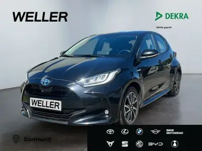 Gebraucht Toyota Yaris Basis 116 PS (85 kW) 2022 Mysticschwarz mica Kleinwagen