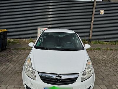 Second-hand Opel Corsa 60 CP (44 kW) 2009 Alb Hatchback