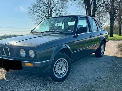 Second-hand BMW 318 1985 Verde Berlinǎ
