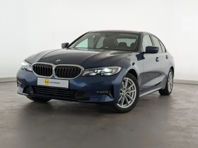 Second-hand BMW 330 Advantage 265 CP (194 kW) 2020 Albastru Berlinǎ