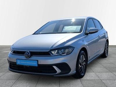 Gebraucht VW Polo Life 95 PS (69 kW) 2023 Silber Kleinwagen