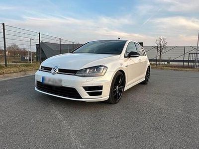 Gebraucht VW Golf VII R 300 PS (220 kW) 2016 Weiß Kleinwagen