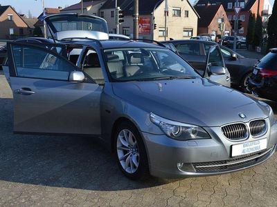 Gebraucht BMW 523 Advantage 190 PS (139 kW) 2009 Spacegrau Kombi
