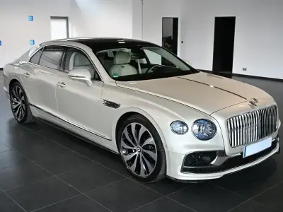 Brugt Bentley Flying Spur Mulliner 550 HK (404 kW) 2021 Beige Sedan