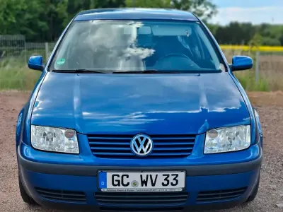 Occasion VW Bora 105 ch (77 kW) 2001 Bleue Berline