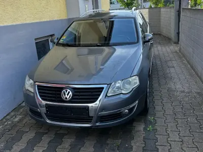 Gebraucht VW Passat 140 PS (102 kW) 2007 Andere farben Kombi