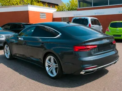 Gebraucht Audi A5 Sportback S-Line 190 PS (139 kW) 2020 Grau Kleinwagen