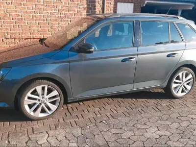 Gebraucht Skoda Fabia 110 PS (80 kW) 2016 Grau Kombi