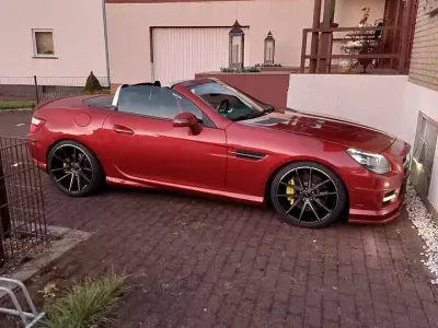 Gebraucht Mercedes SLK250 CarbonLOOK Edition 204 PS (150 kW) 2014 Rot Cabrio